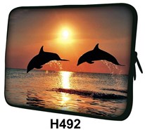 Чехол для планшета/нетбука 12.2 гламур HQ-Tech H492 Дельфины, неопреновый 30x23,5см